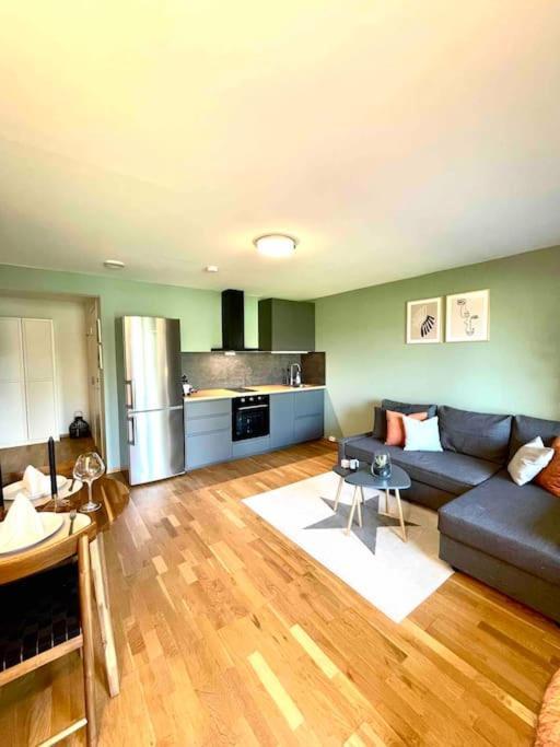 Lovely With Private Garden And 2 Gratis Bicycles Apartamento *