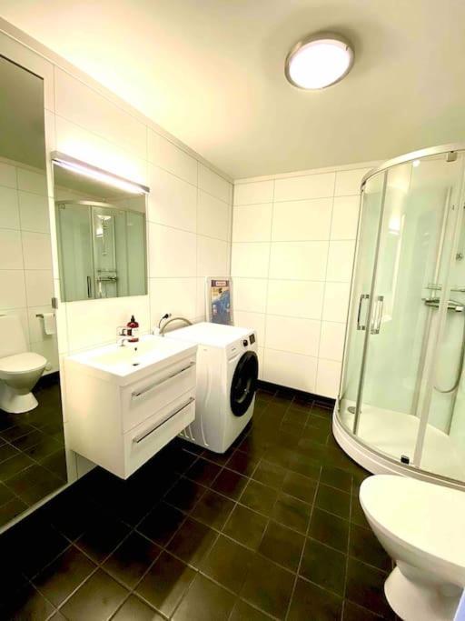 Apartamento Lovely With Private Garden And 2 Gratis Bicycles *